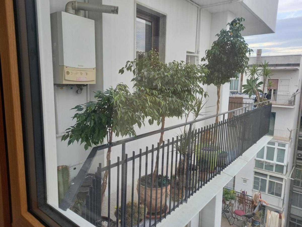 Confortevole บารี ภายนอก รูปภาพ